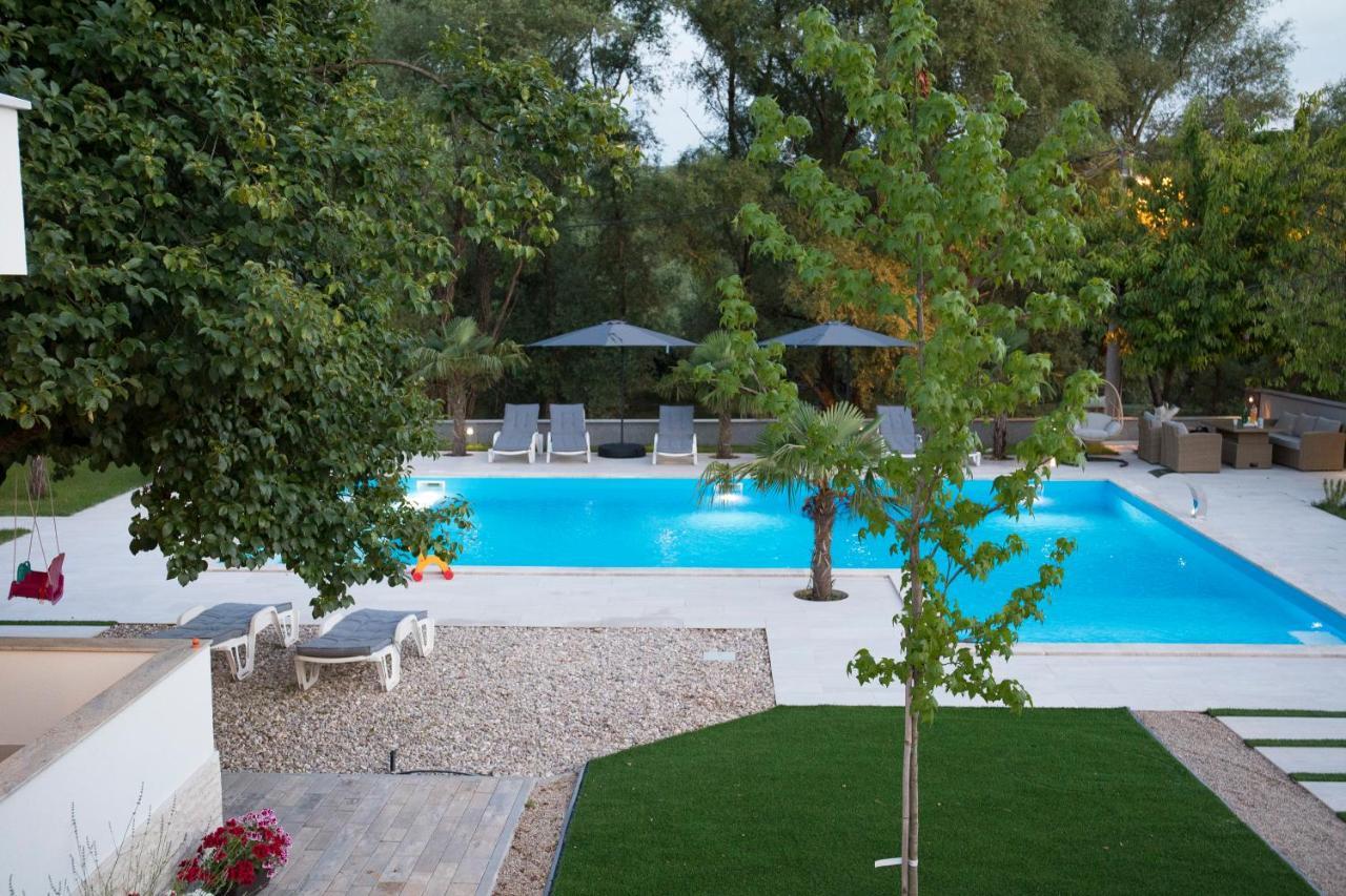 Luxury Villa Magic Kosor Exterior photo